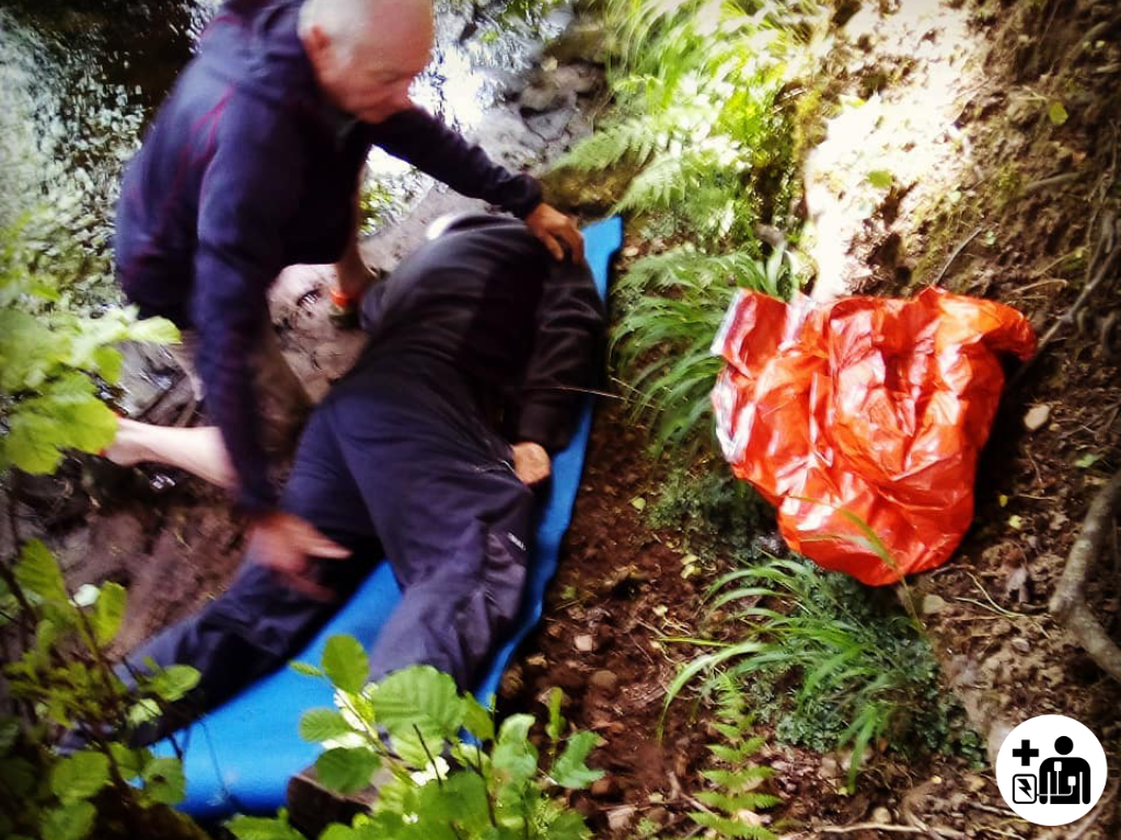 Recovery position outdoors